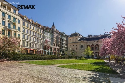 Prodej obchodního prostoru 52 m² Divadelní náměstí, Karlovy Vary