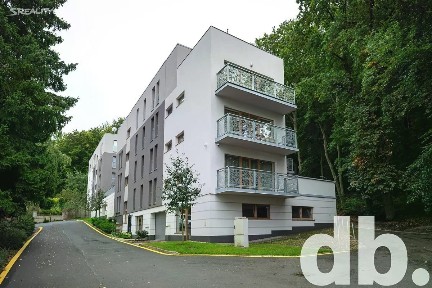 Prodej kanceláře 63 m² Šumavská, Karlovy Vary