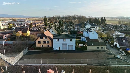 Prodej komerční nemovitosti 210 m²