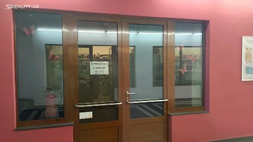 Prodej obchodního prostoru 27 m² Divadelní náměstí, Karlovy Vary