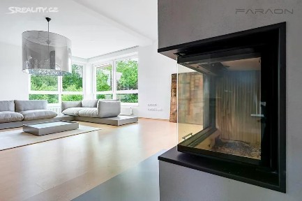 Pronájem rodinného domu 270 m², pozemek 1383 m² Čakov