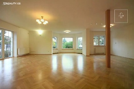 Průhonice, Praha-západ, Javorová