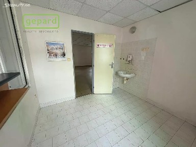 Pronájem obchodního prostoru 305 m² Křížová, Sokolov