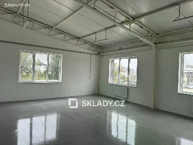 Pronájem skladového prostoru 150 m²