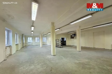 Pronájem obchodního prostoru 157 m²