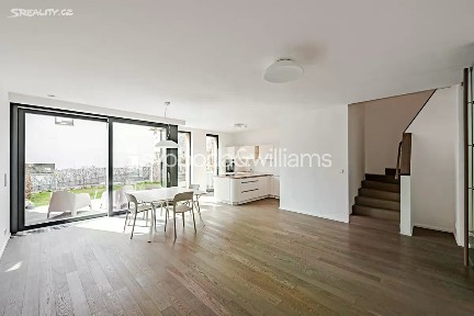 Prodej rodinného domu 214 m², pozemek 210 m² V Šáreckém údolí, Praha - Dejvice