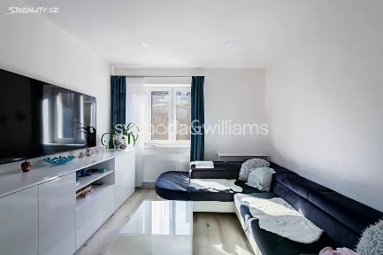 Prodej rodinného domu 440 m², pozemek 732 m² Žákovská, Praha - Lysolaje
