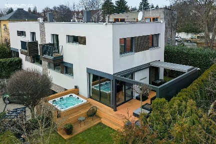 Prodej rodinného domu 168 m², pozemek 180 m² K rozvodně, Praha - Slivenec