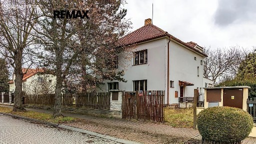 Prodej rodinného domu 235 m², pozemek 1359 m² Na Korunce, Praha - Běchovice