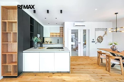 Prodej rodinného domu 283 m², pozemek 425 m² Ke Koh-i-nooru, Praha - Stodůlky