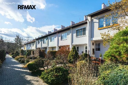 Prodej rodinného domu 75 m², pozemek 58 m² Dvouletky, Praha - Strašnice