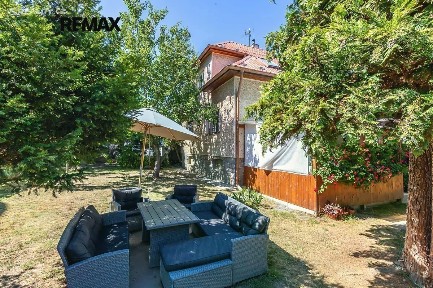 Prodej rodinného domu 181 m², pozemek 900 m²