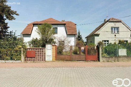 Prodej rodinného domu 120 m², pozemek 356 m²