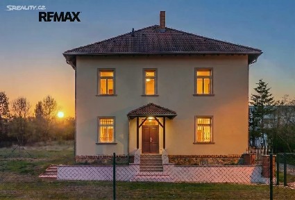 Prodej vily 403 m², pozemek 1389 m² Za drahou, Praha - Hostivař