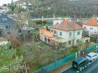 Prodej vily 274 m², pozemek 847 m² Starolázeňská, Praha - Velká Chuchle
