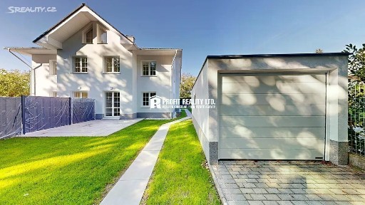 Prodej rodinného domu 213 m², pozemek 316 m² Údolí hvězd, Praha - Lipence
