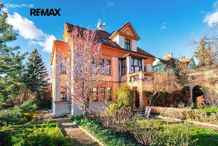 Prodej vily 464 m², pozemek 1262 m² Praha - Vinohrady