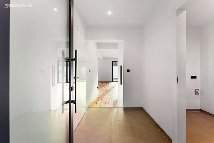 Prodej rodinného domu 218 m², pozemek 455 m² Bříšťanská, Praha - Horní Počernice