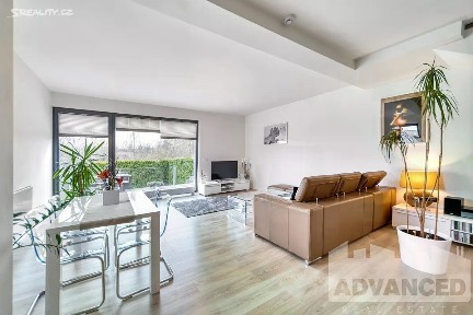 Prodej rodinného domu 120 m², pozemek 57 m² Pod Karlovarskou silnicí, Praha - Ruzyně