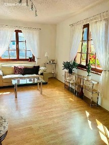V kratinách, Praha - Dolní Chabry