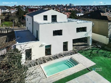 Prodej vily 360 m², pozemek 485 m² Vošahlíkova, Praha - Modřany