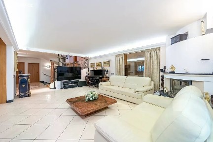 Prodej rodinného domu 358 m², pozemek 1255 m² K Vejvoďáku, Praha - Zbraslav