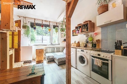 Prodej rodinného domu 35 m², pozemek 84 m² Hostavická, Praha - Hloubětín