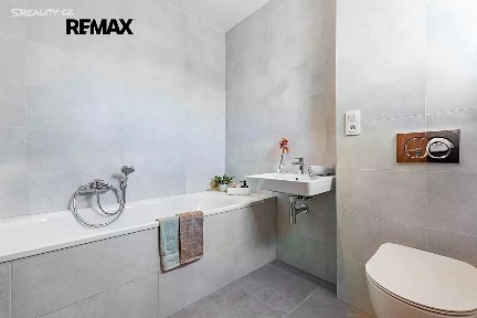 Prodej rodinného domu 171 m², pozemek 256 m² Jáchymovská, Praha - Řeporyje