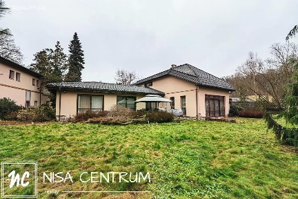 Prodej rodinného domu 430 m², pozemek 5199 m²