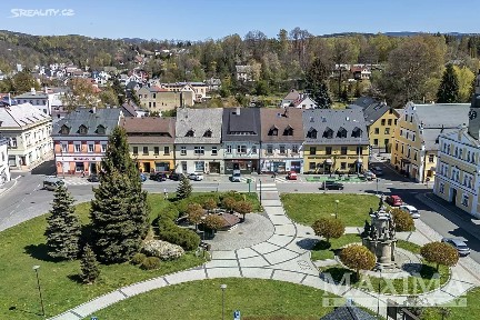 Chrastava, Liberec, náměstí 1. máje