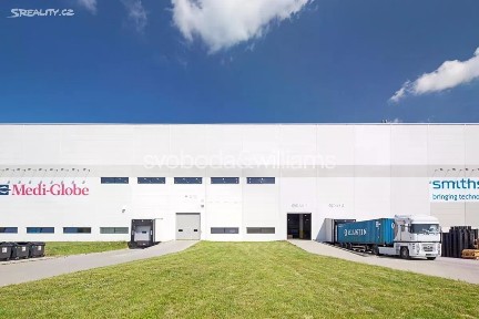 Pronájem výrobní haly, prostoru 2293 m²