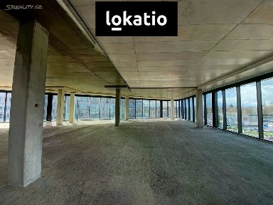 Pronájem kanceláře 240 m²