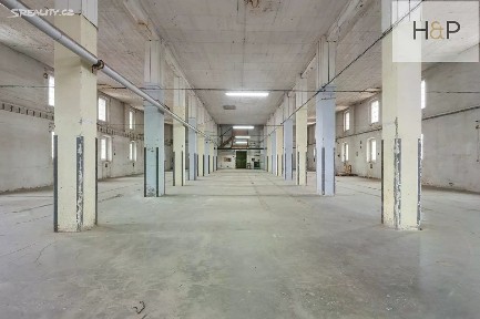 Pronájem skladového prostoru 550 m²