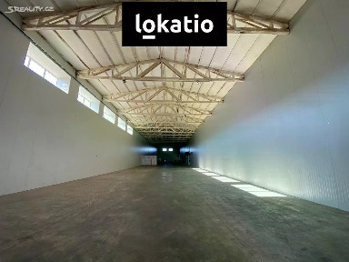 Pronájem skladového prostoru 2400 m²