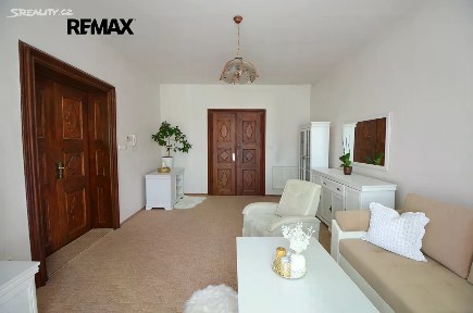 Prodej činžovního domu 307 m² Masarykovo nám., Uničov