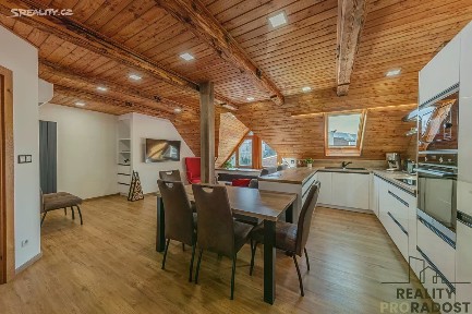 Prodej obchodního prostoru 356 m² nám. Svobody, Jeseník