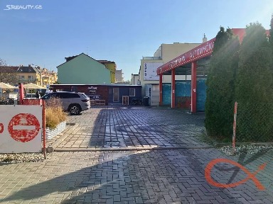 Prodej obchodního prostoru 2433 m²