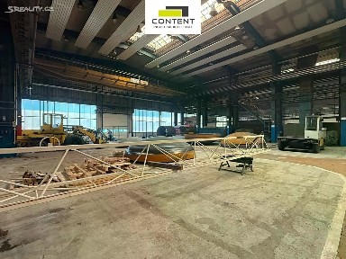 Pronájem výrobní haly, prostoru 1952 m²