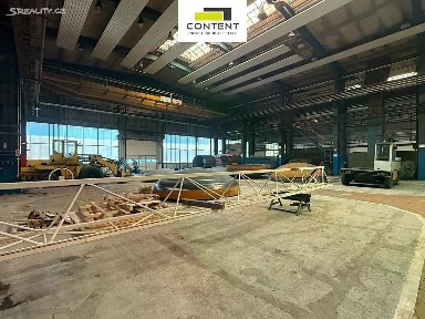 Pronájem výrobní haly, prostoru 1952 m²