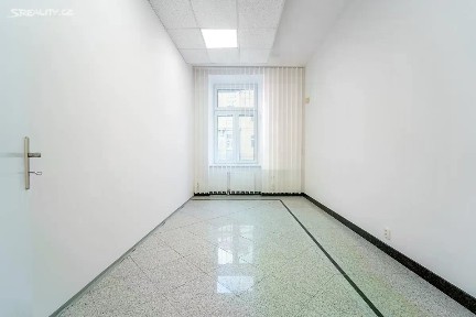 Pronájem obchodního prostoru 92 m²