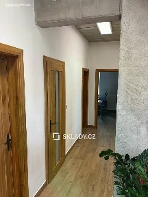 Pronájem skladového prostoru 1000 m²