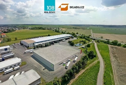 Pronájem skladového prostoru 8260 m²