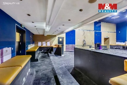 Pronájem obchodního prostoru 289 m² Jesenice