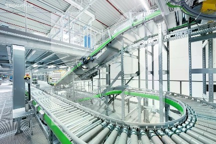 Pronájem skladového prostoru 2500 m²