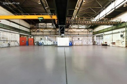 Pronájem výrobní haly, prostoru 2535 m²
