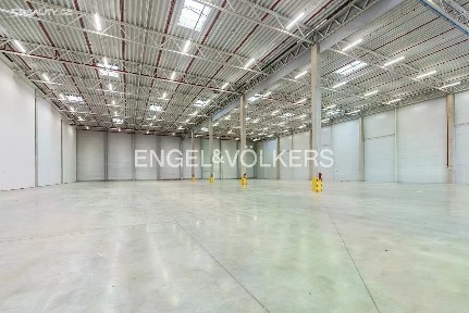 Pronájem skladového prostoru 2828 m²