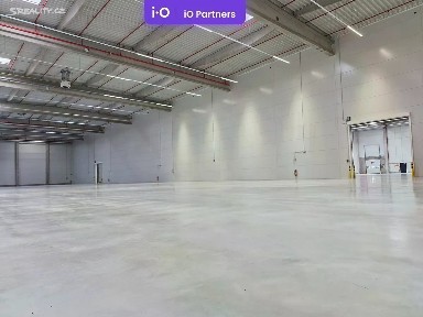 Pronájem skladového prostoru 19530 m²