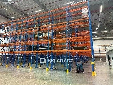 Pronájem skladového prostoru 2010 m²