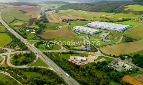 Pronájem skladového prostoru 12960 m²