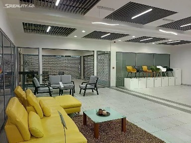 Pronájem obchodního prostoru 1058 m²